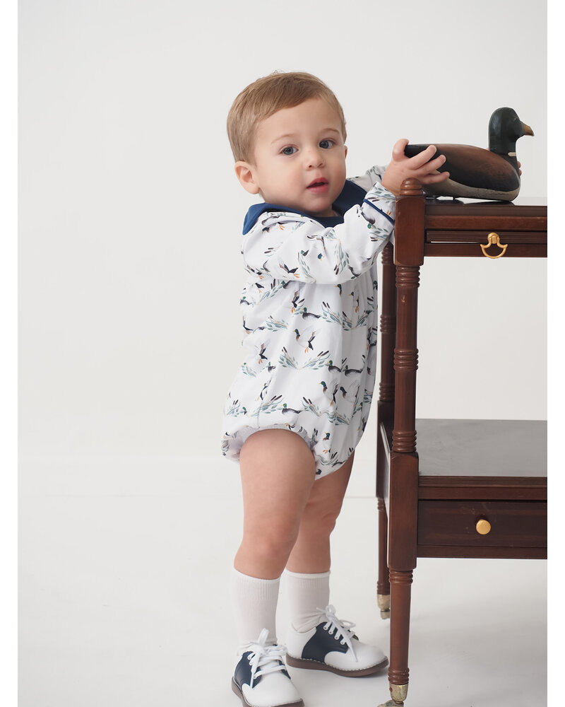Cypress Row Mannered Mallards Channing Bubble {White/Navy}