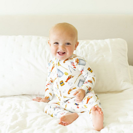 Southern Slumber Crawfish Boil Double Zipper Bamboo Sleeper {Wht/Red/Ywl}