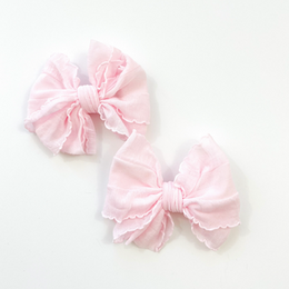 In Awe Ruffle Clip Set {Perfect Pink}