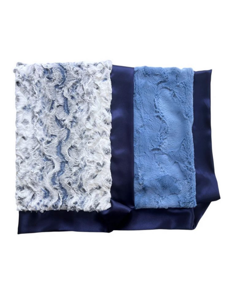 In Awe Skylar Blanket {Blue}
