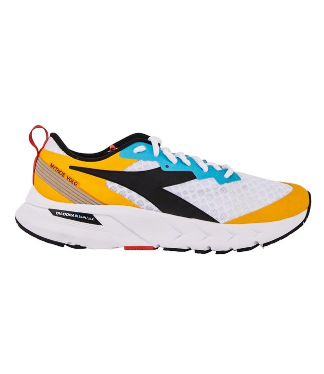 diadora blushield mythos