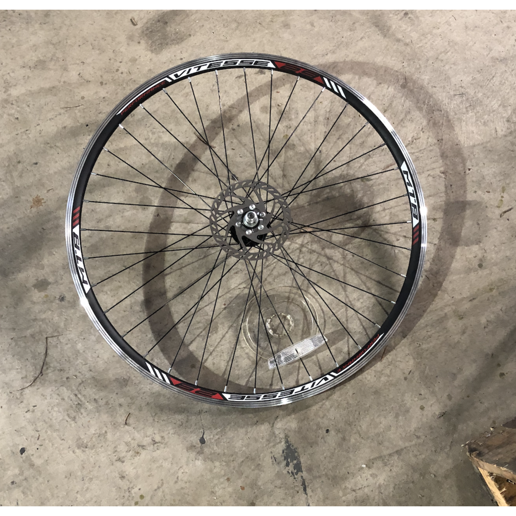 Vitesse MTB 29" Rear Bicycle Wheel / Disc Brake / Aluminum