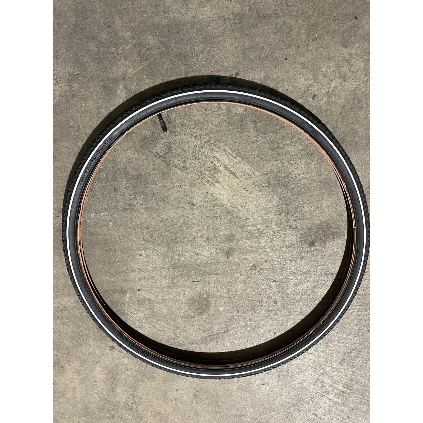 Bulk 700 X 38 Bicycle Tire & Tube (Black w/ White Pinstripe)