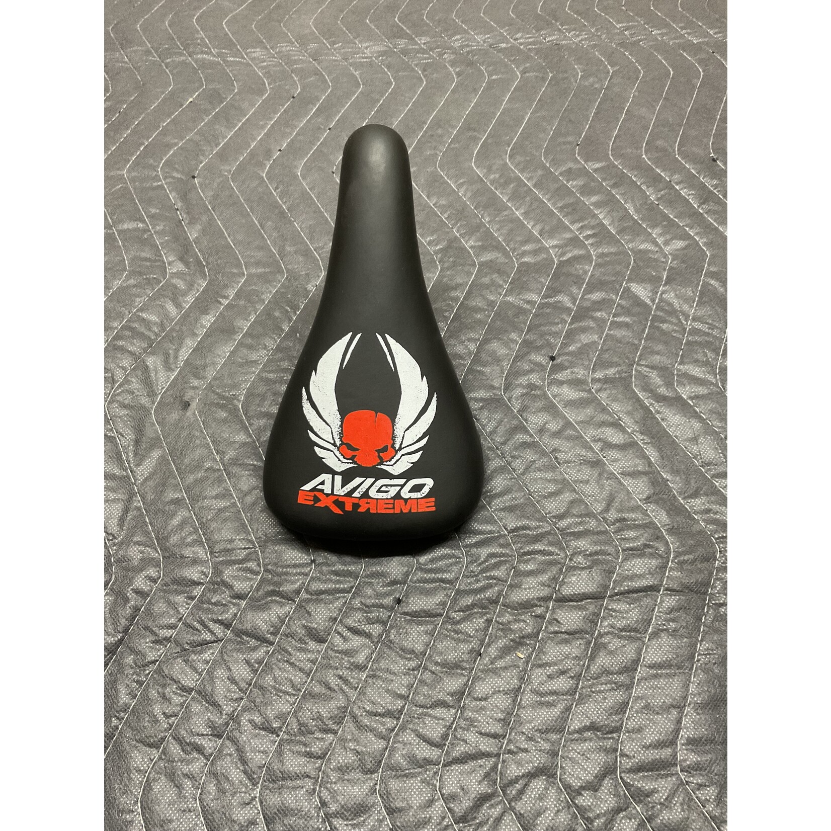 Avigo Extreme Children's Bicycle Seat (Black & Red)