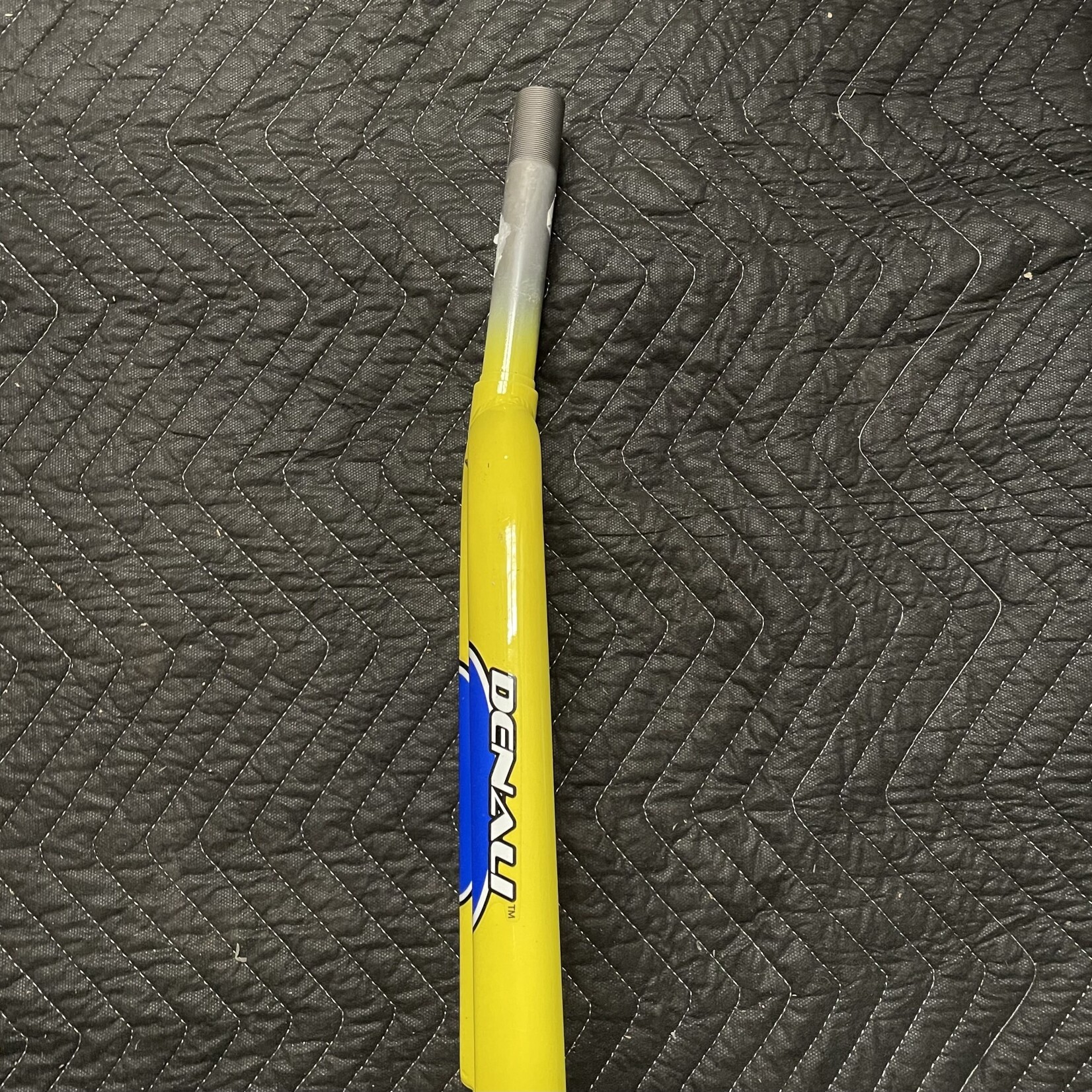Denali 24” 1” Threaded Rigid Bicycle Fork (Yellow)
