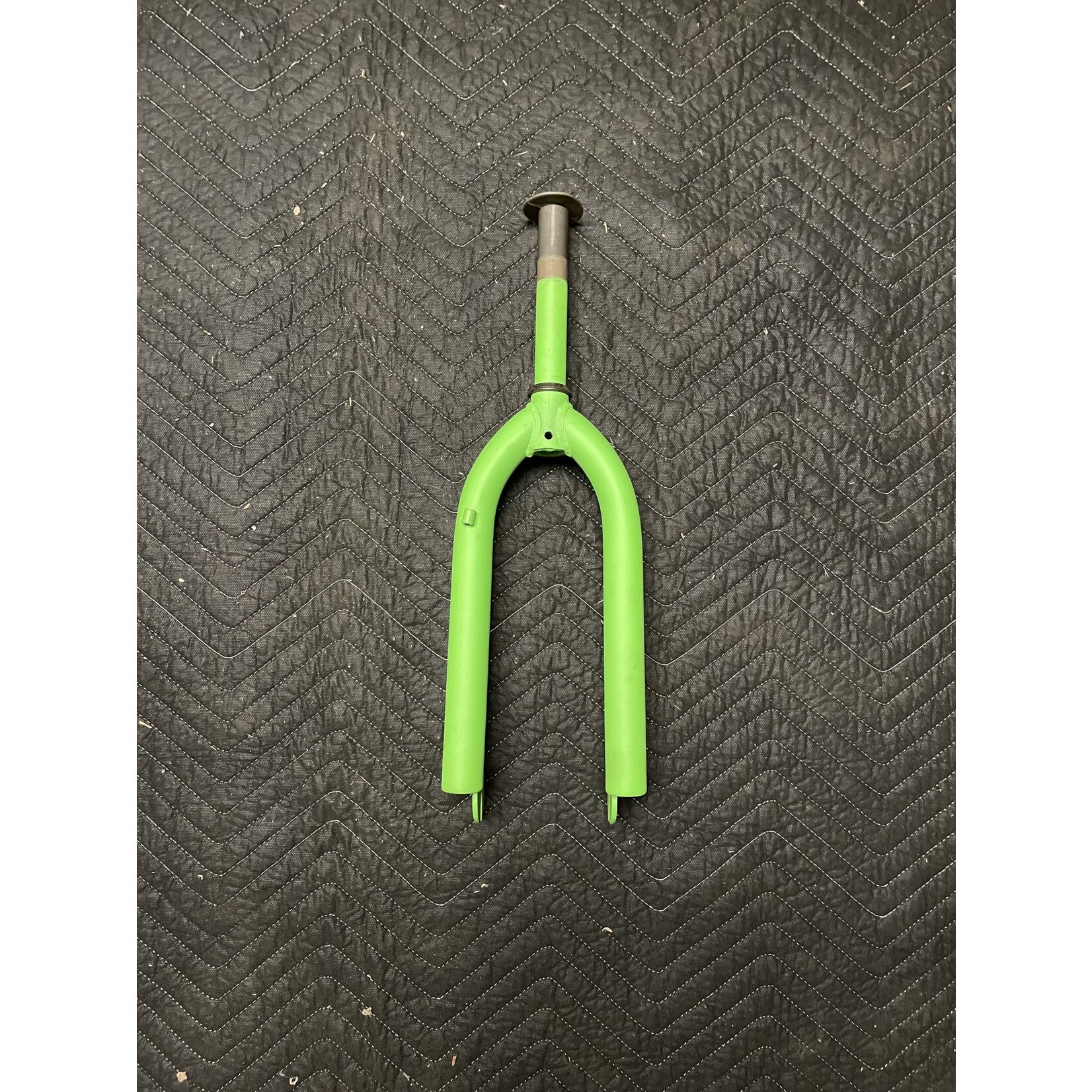 ZR20 1” x 6” Threaded 20” Bicycle Fork (Green)