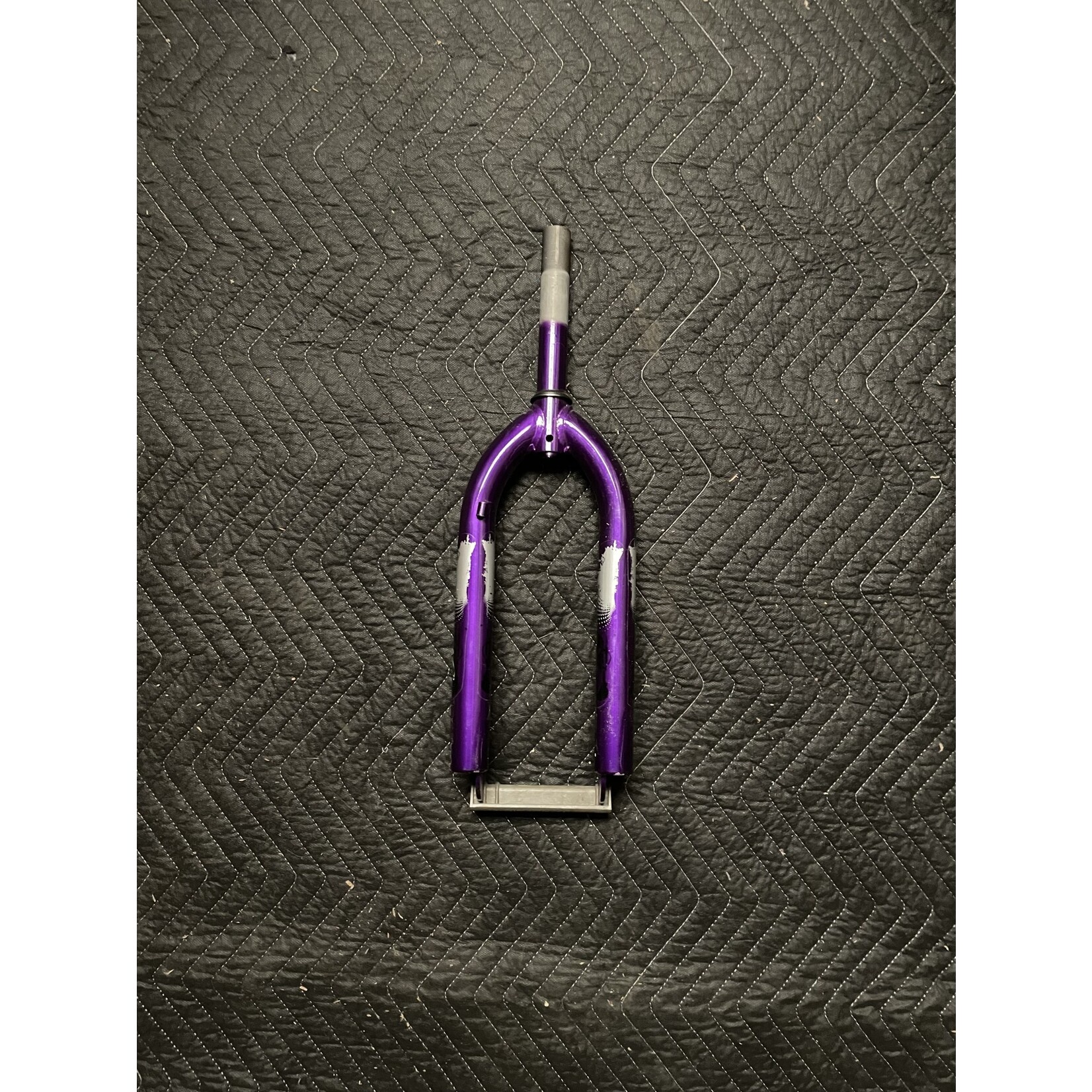 Kent 1” x 6” Threaded 20” Bicycle Fork (Purple/Green)
