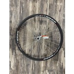 Vitesse 700c Front Bicycle Wheel/Aluminum/Black & Red