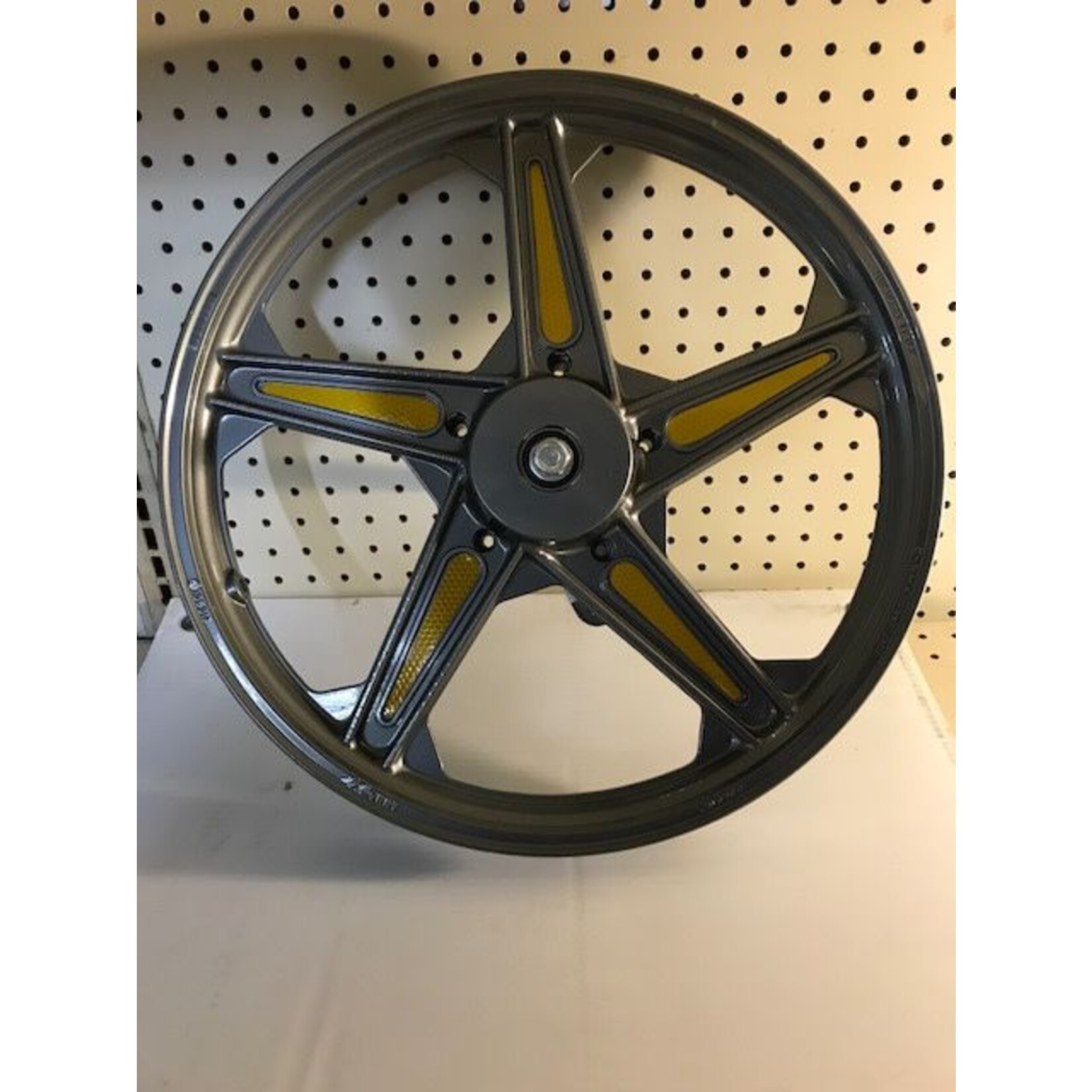 NewTecnoArt Front Wheel Naked Driver Side