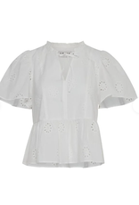 WHITE BLOUSE W/ EMBROIDERED FLOWER DETAIL