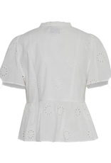WHITE BLOUSE W/ EMBROIDERED FLOWER DETAIL