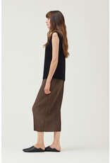 ACCORDIAN PLEAT SLEEVELESS TOP