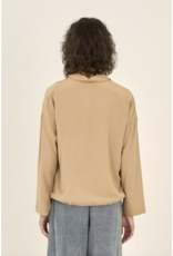 ADJUSTABLE HEM LSLV SHIRT