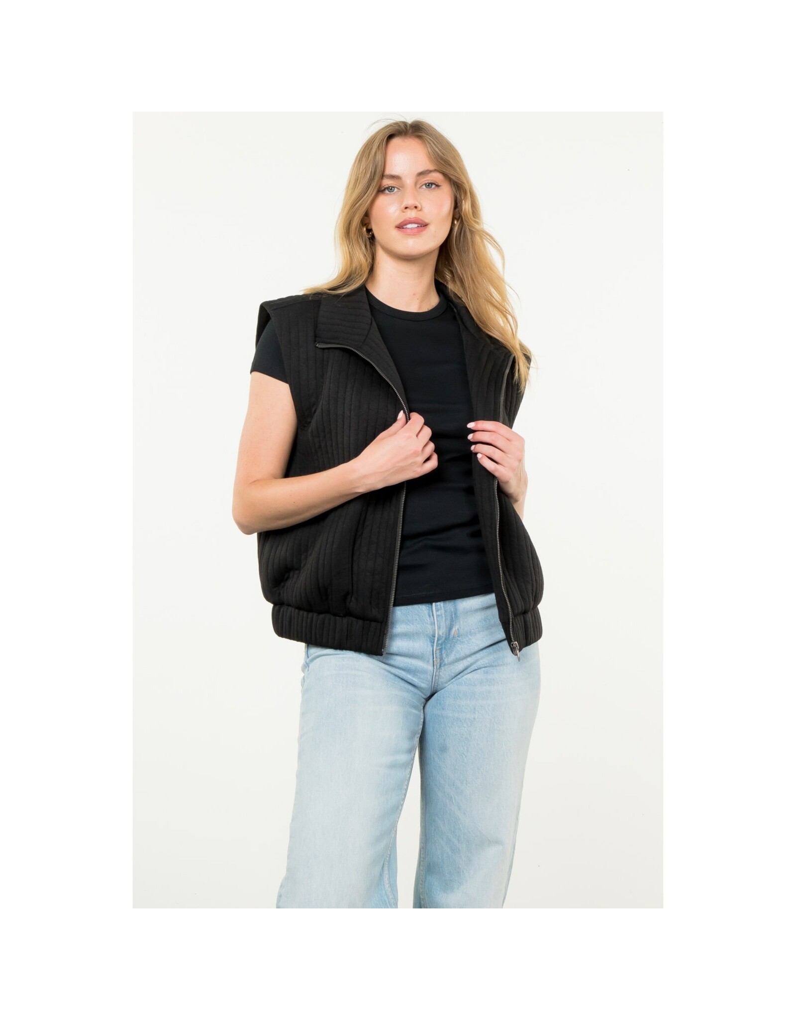 QUILTED ZIP UP VEST