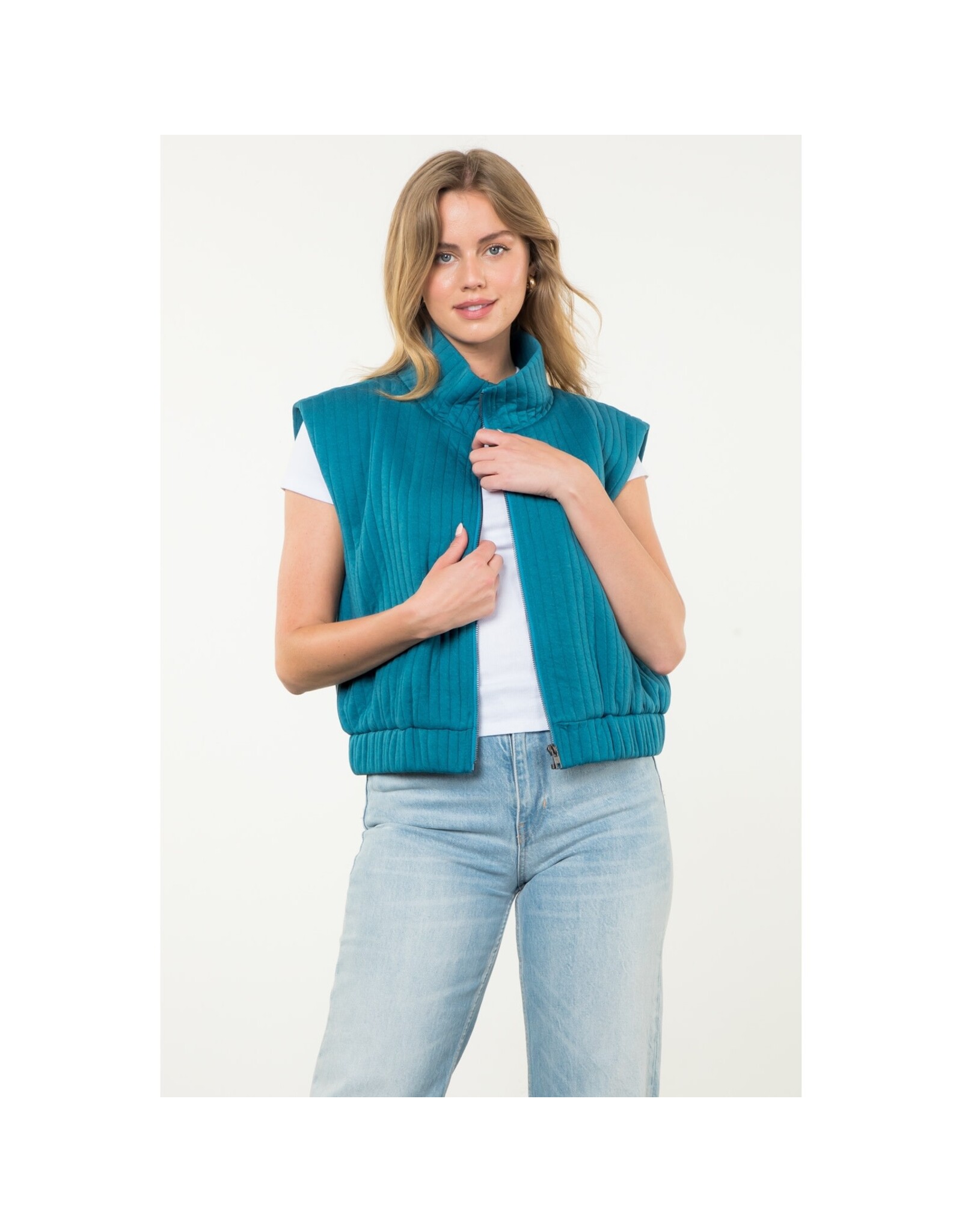 QUILTED ZIP UP VEST