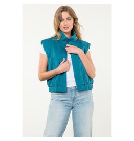 QUILTED ZIP UP VEST