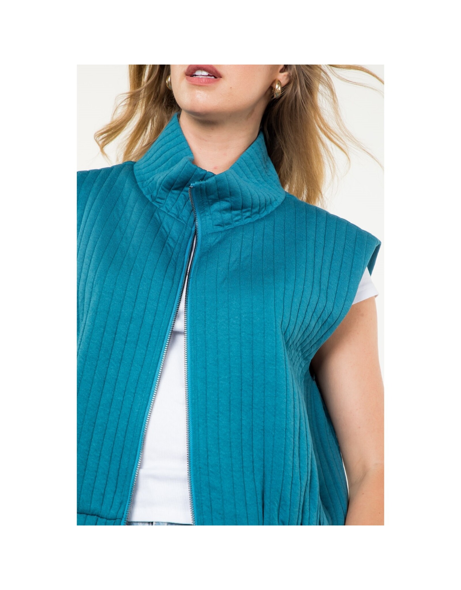 QUILTED ZIP UP VEST