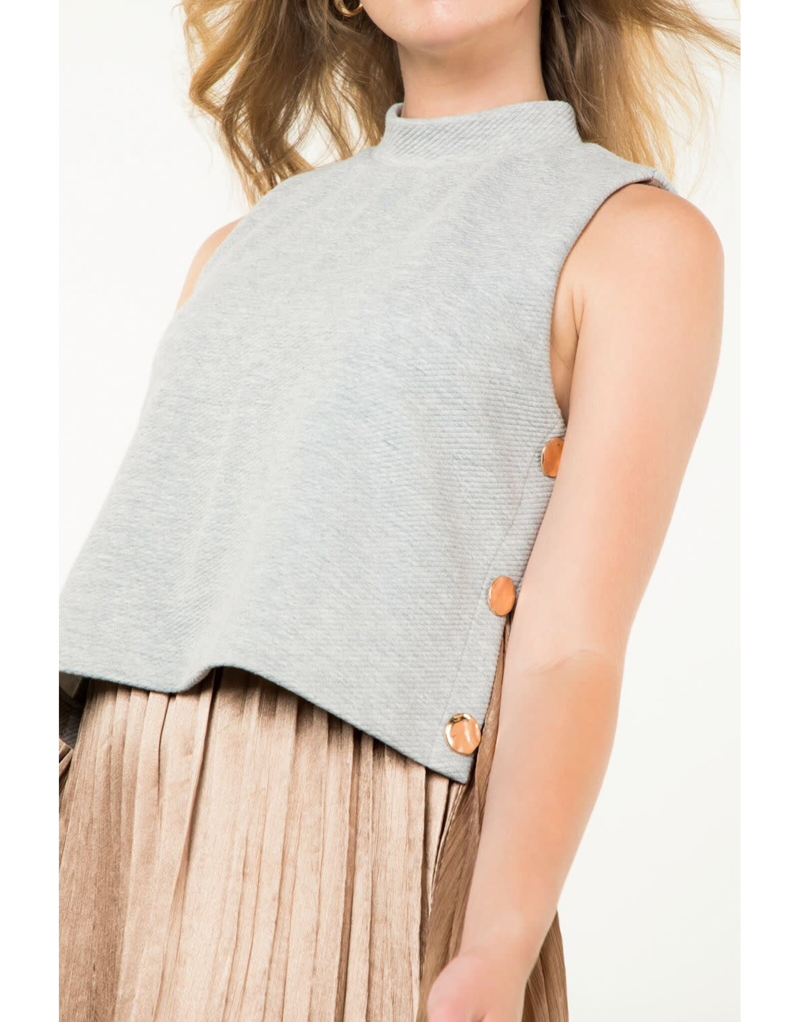 PLEATED SKIRT DRESS