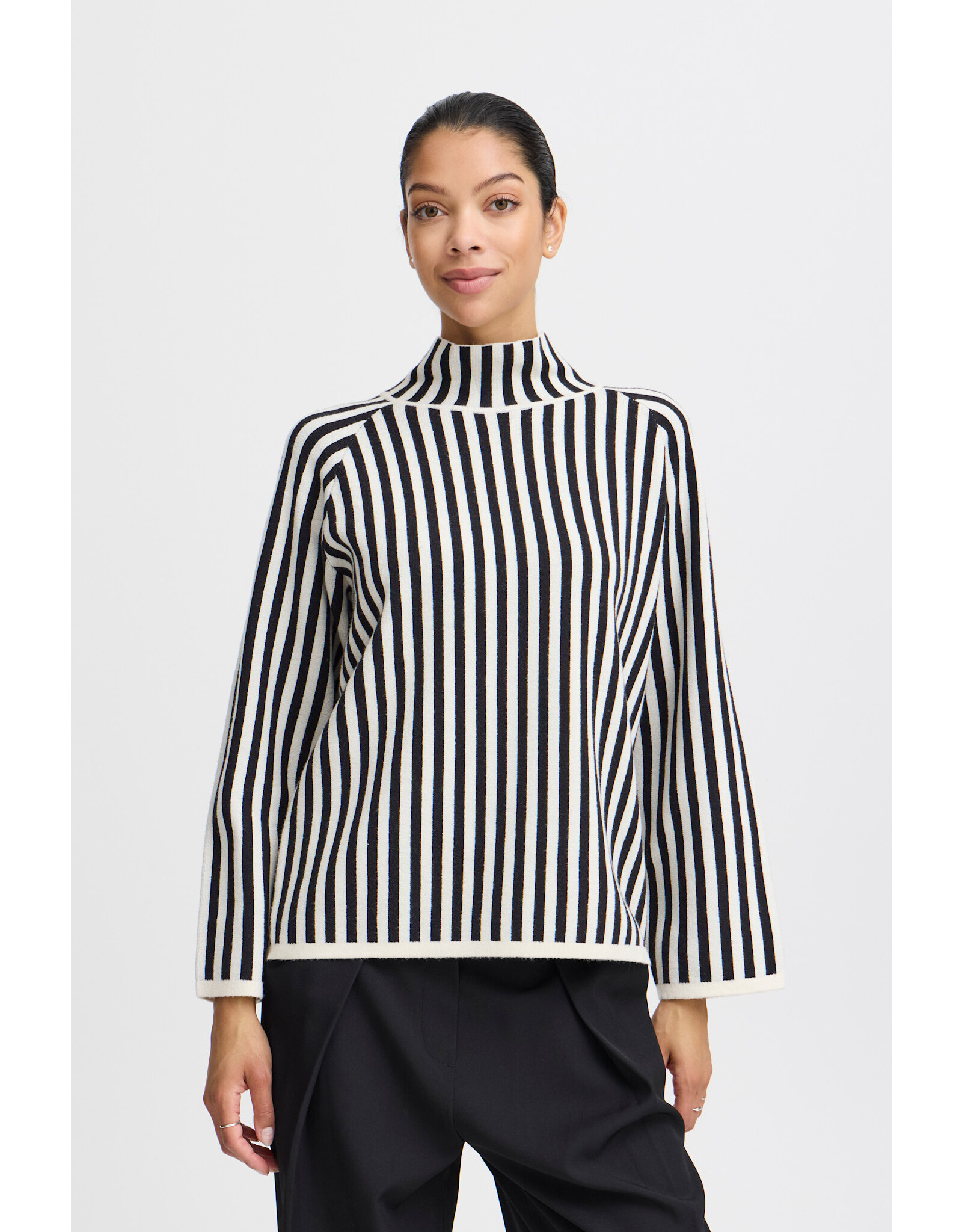 BYOTARI ROLLNECK STRIPE SWEATER