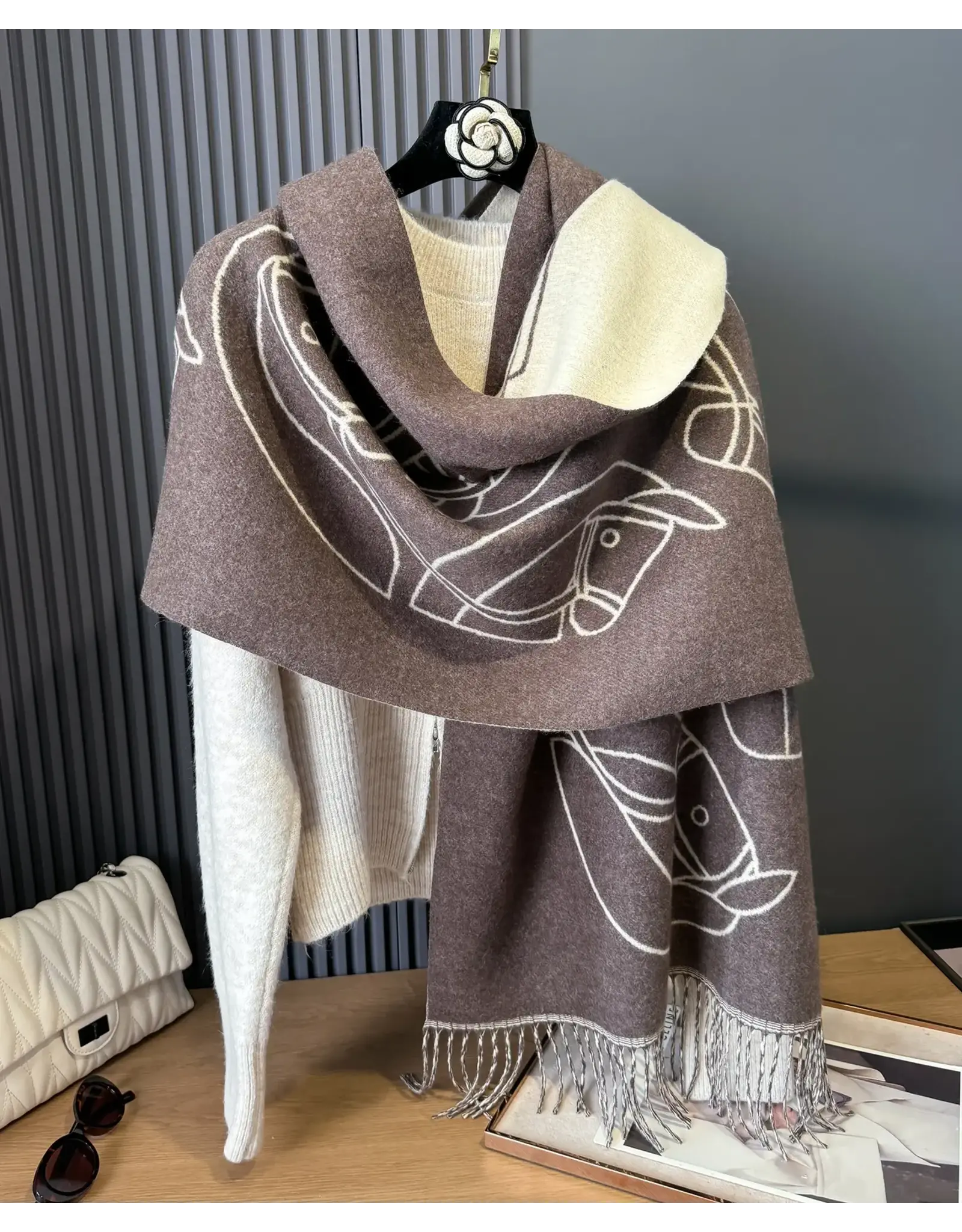 WINDING RIVER EQUESTRIAN REVERSIBLE WRAP BROWN/CREAM EQUINE