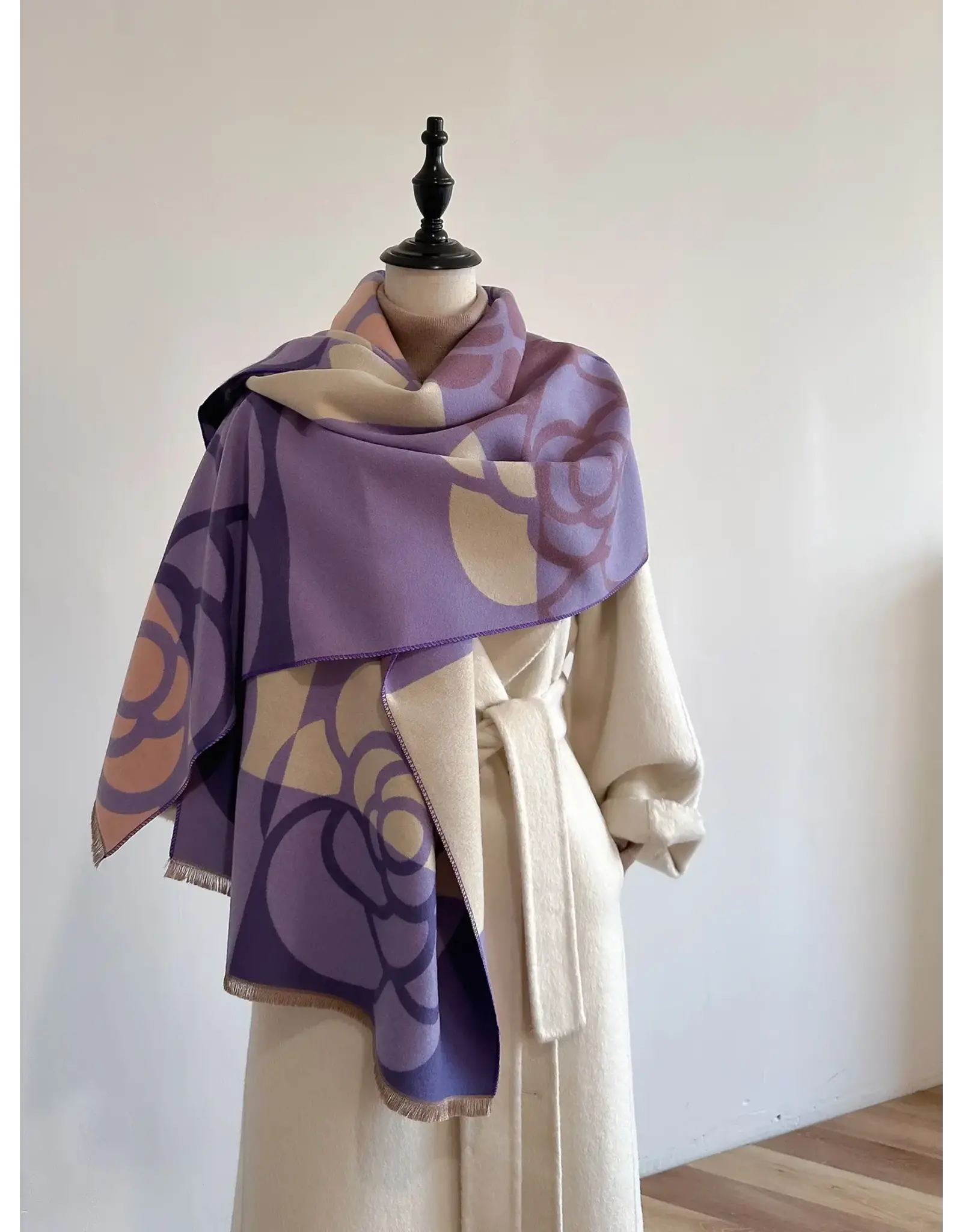 WINDING RIVER REVERSIBLE WRAP GEO ROSE PURPLE/IVORY