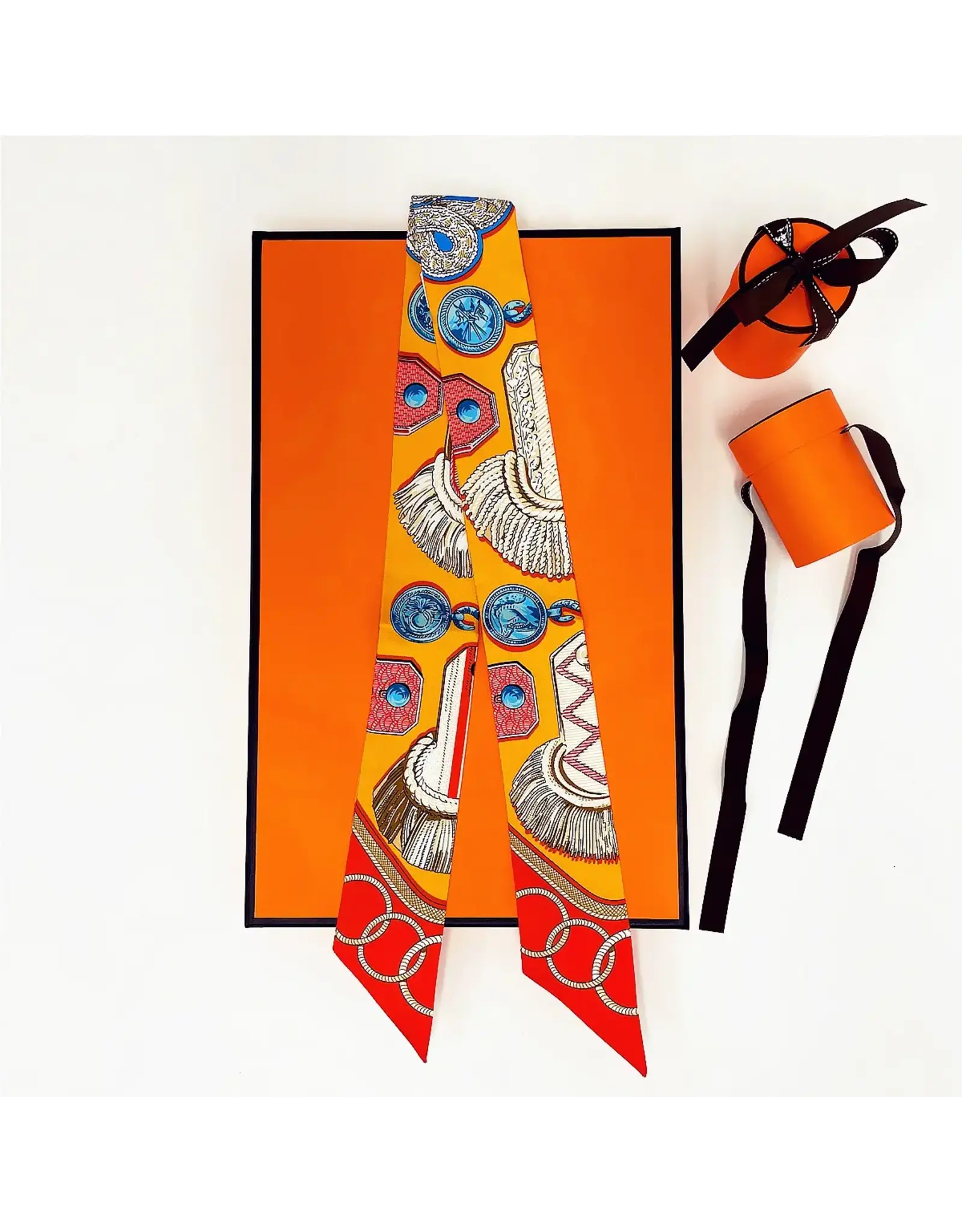 EPAULETTE TWILLY SCARF