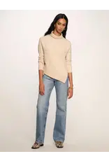 ASYMMETRICAL TURTLENECK SWEATER