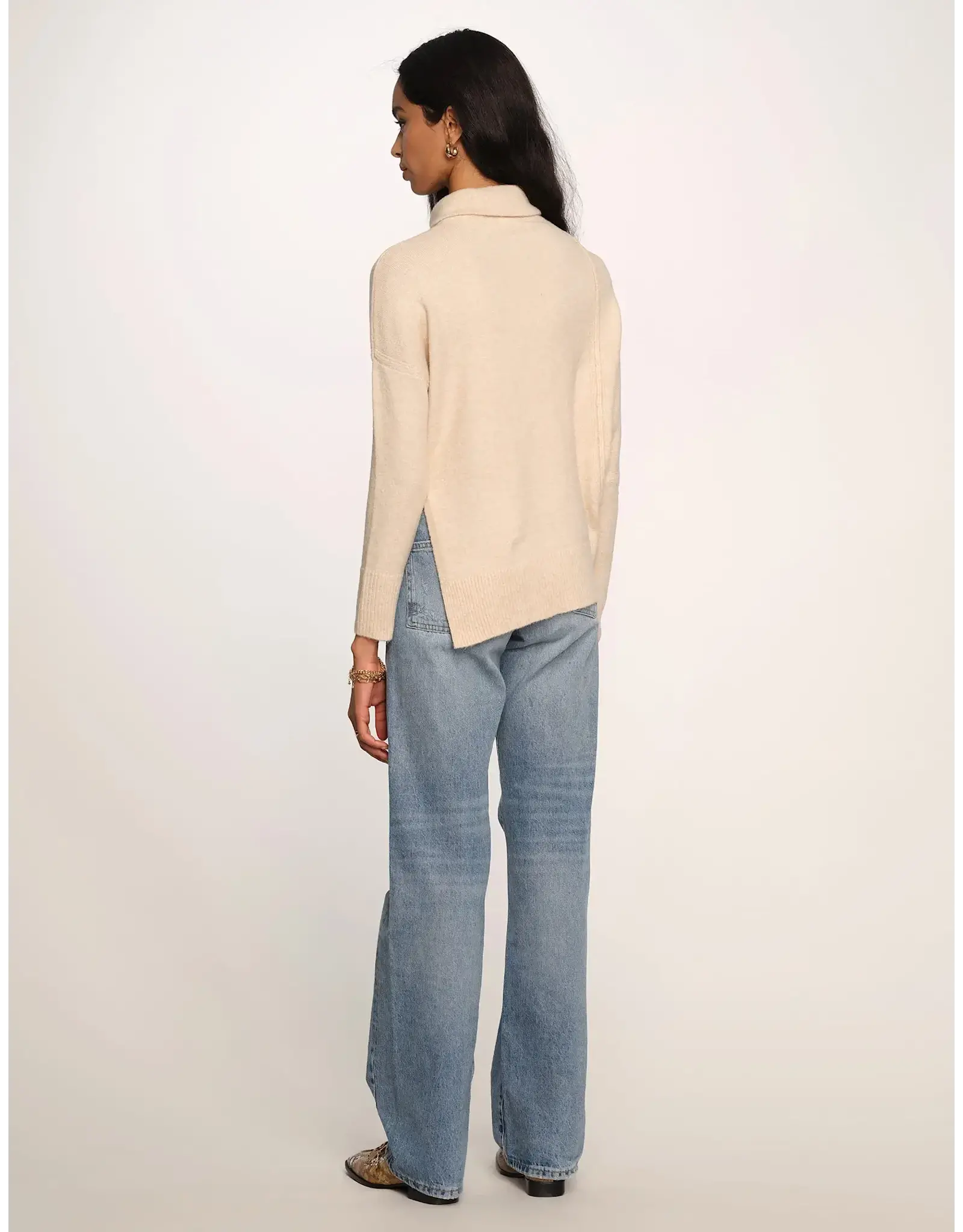 ASYMMETRICAL TURTLENECK SWEATER