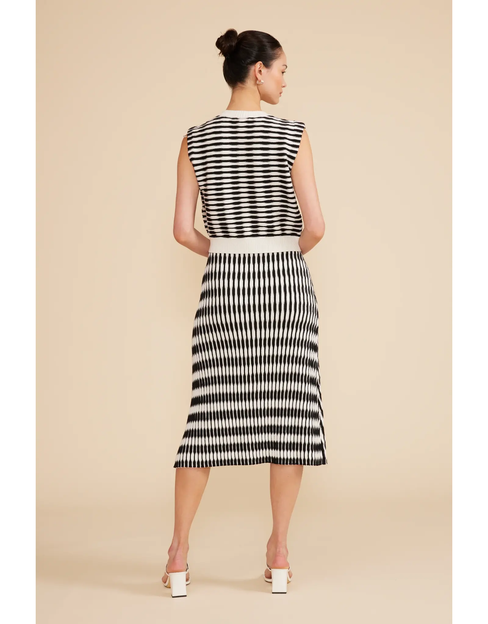 HORIZONTAL STRIPE KNIT TANK/SKIRT SET