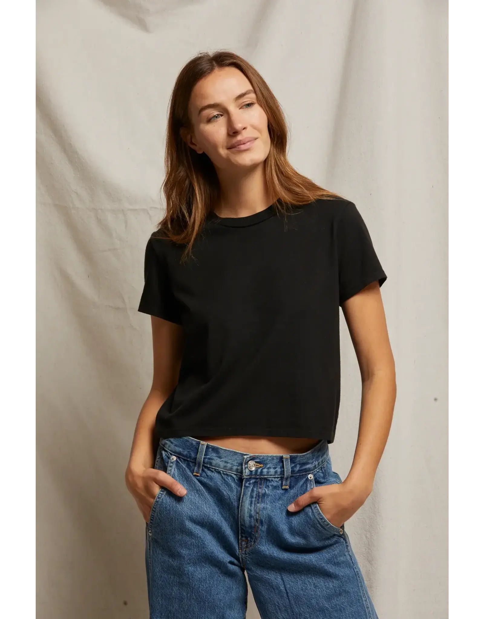 PERFECT WHITE TEE SPRING TEE ROUND NECK