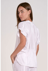 SSLV VNECK W/GATHERED BACK