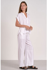 SSLV VNECK W/GATHERED BACK