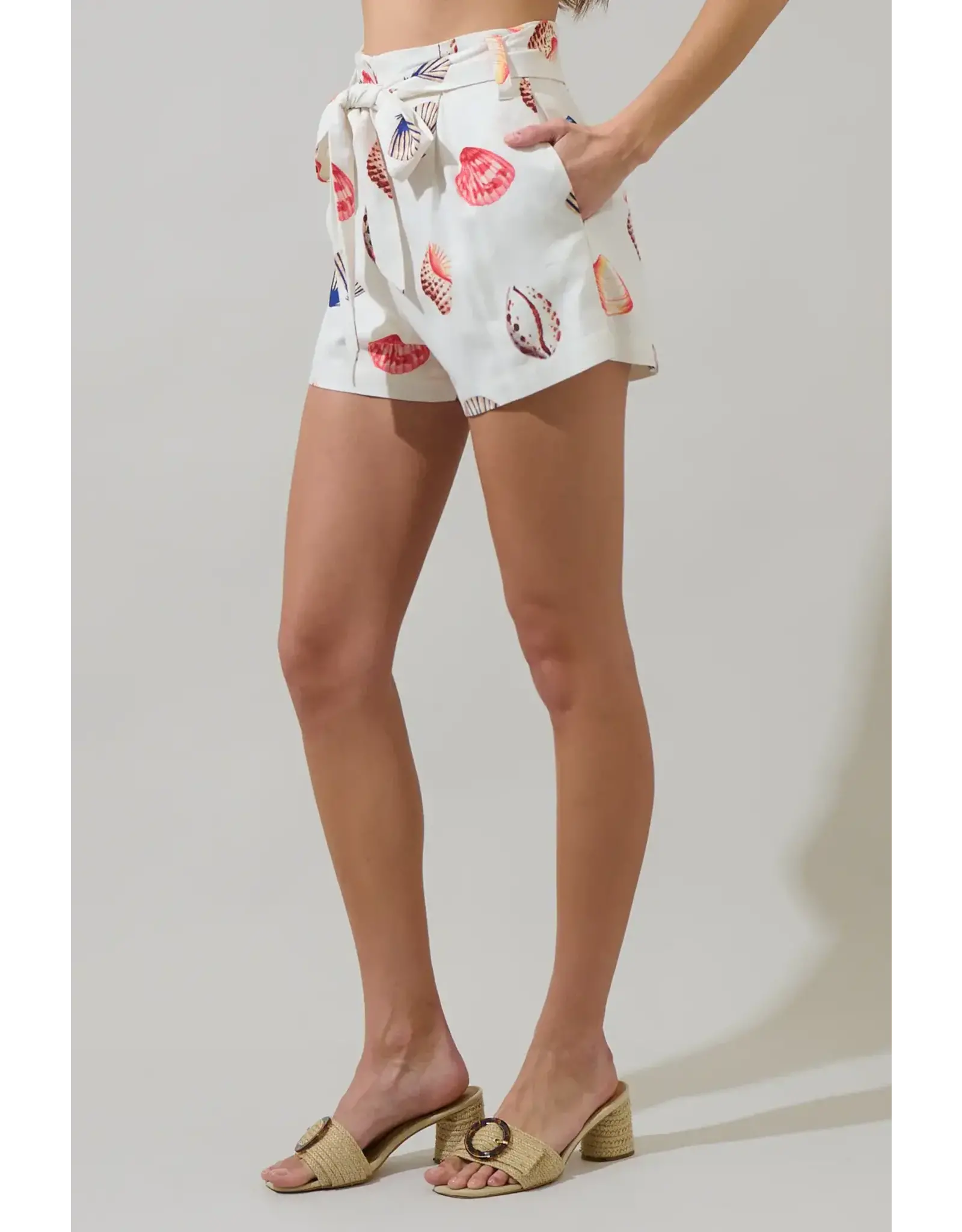 KARA SHELL PRINT SHORTS