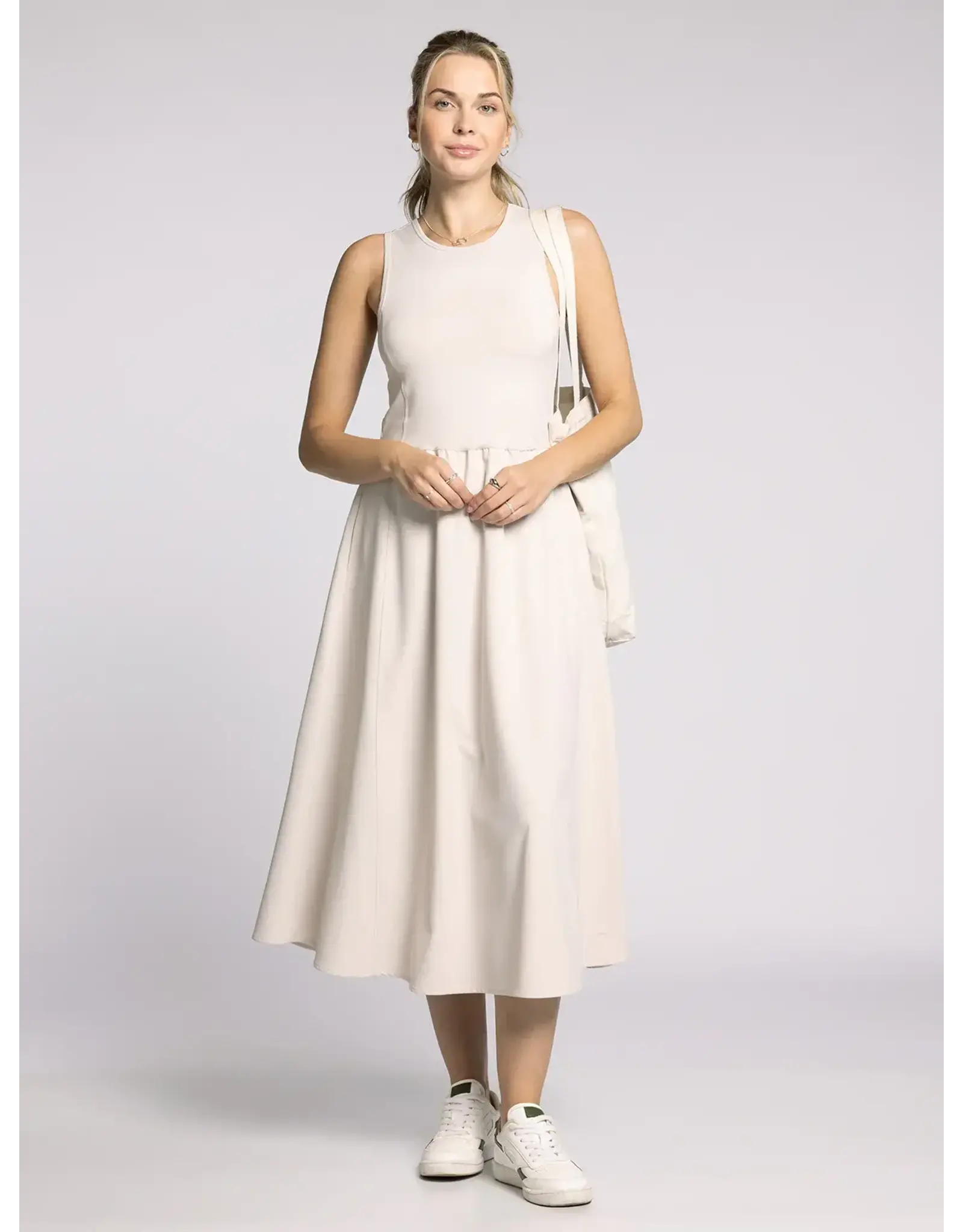 CONNIE AHTLEISURE MIDI DRESS
