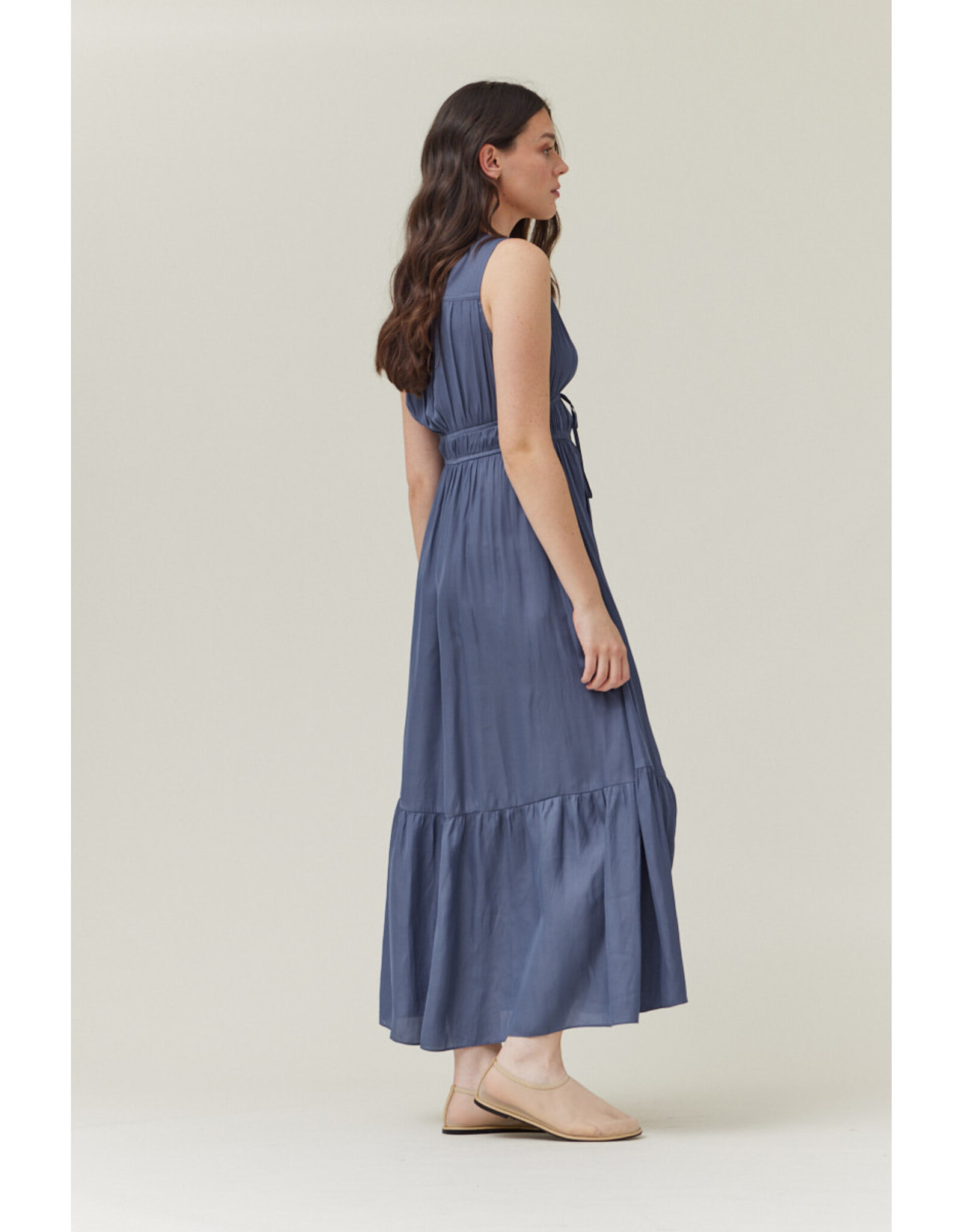 SLVLESS SOLID SATIN MAXI DRESS