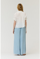 BUBBLE SLEEVE RUFFLE BLOUSE
