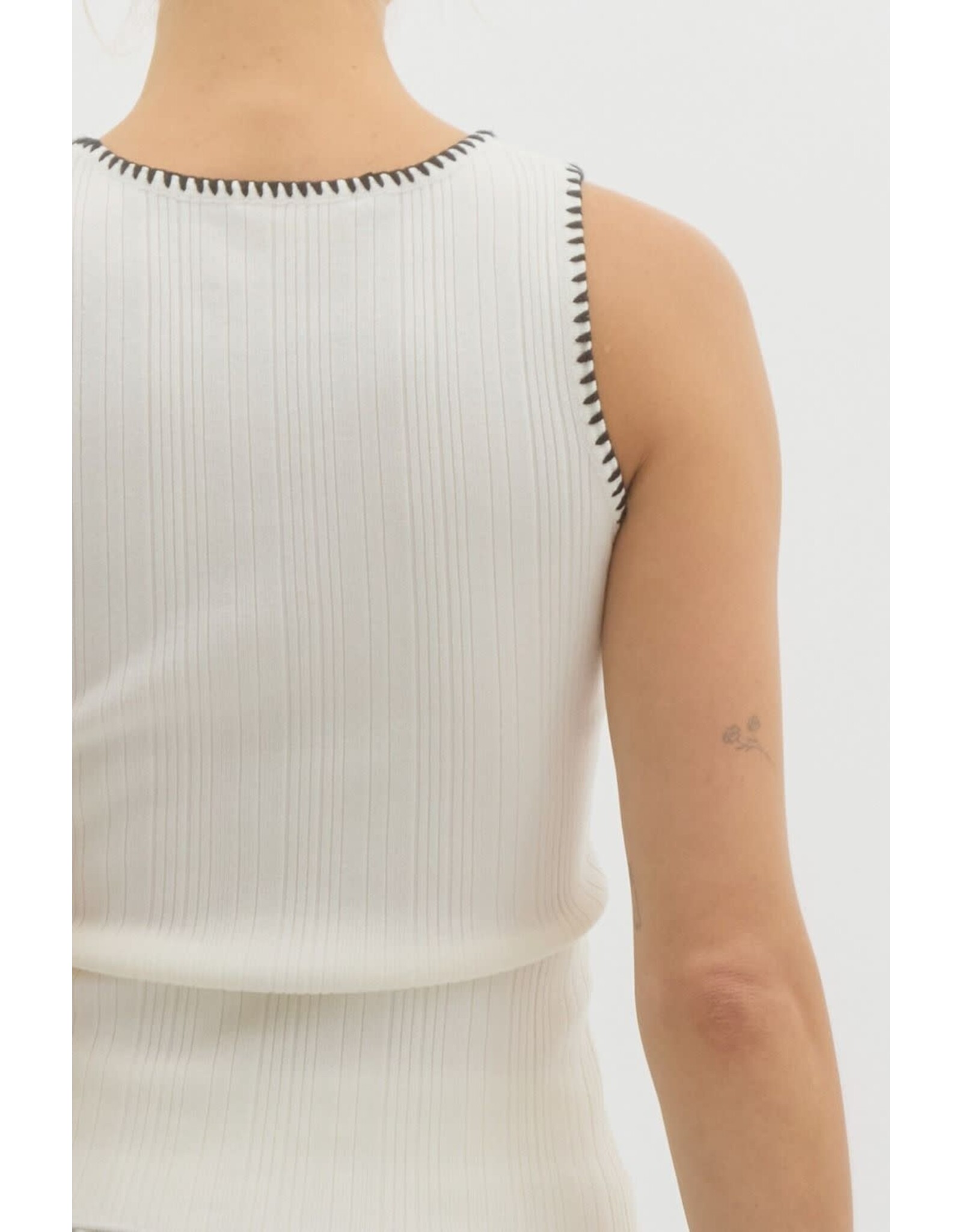 ENTRO RIBBED TANK W/DETAIL STITCHING