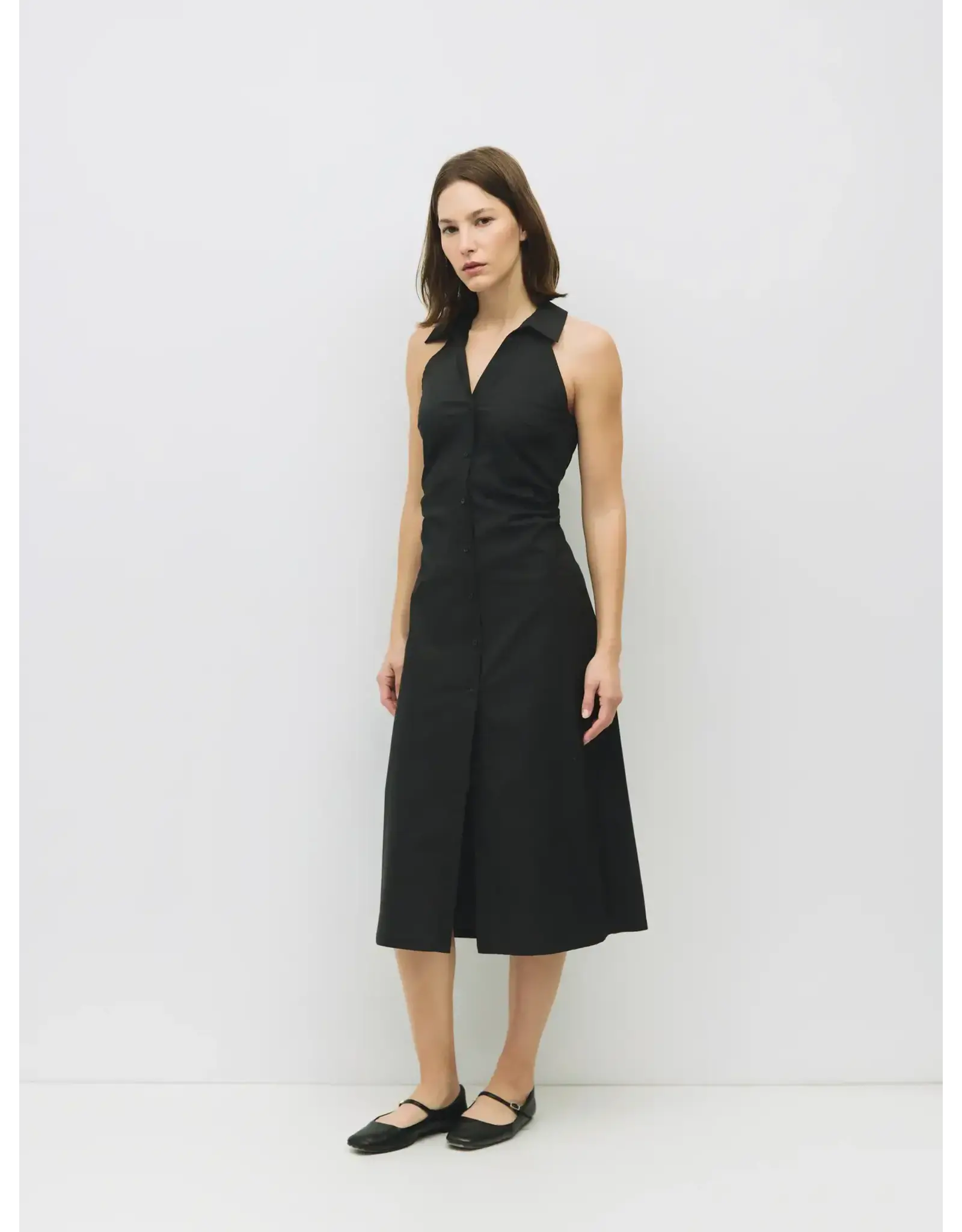 SLVLESS COLLARD DRESS W/BACK TIE