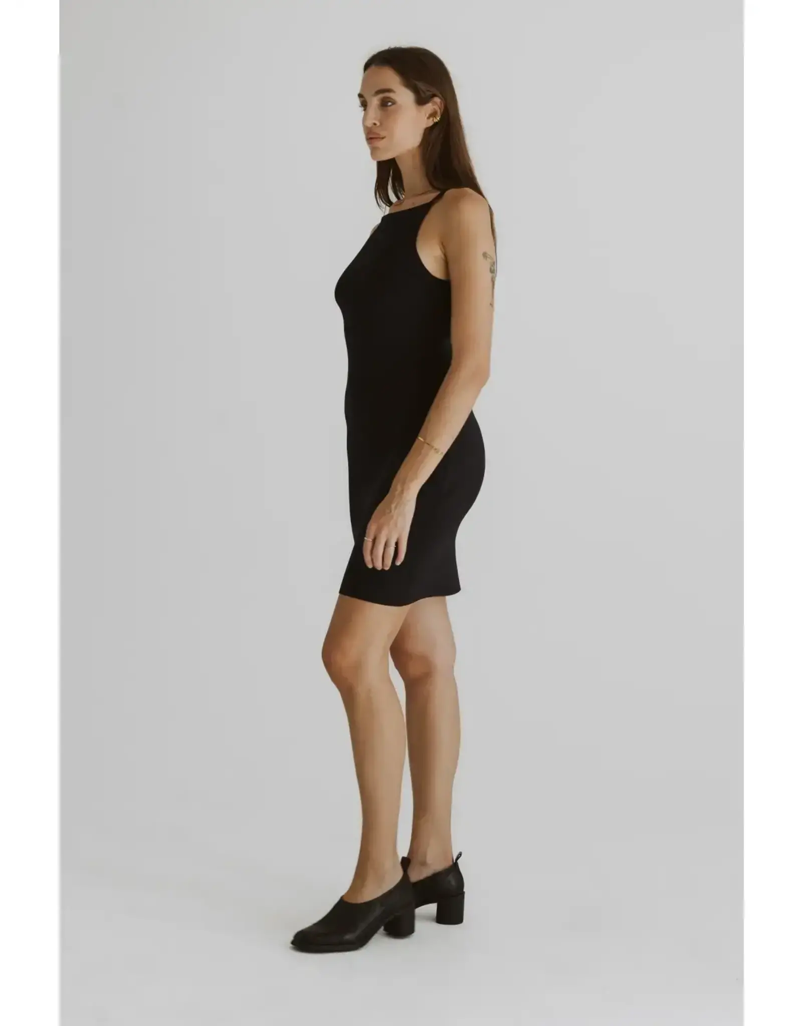 STRETCHY KNIT MINI DRESS