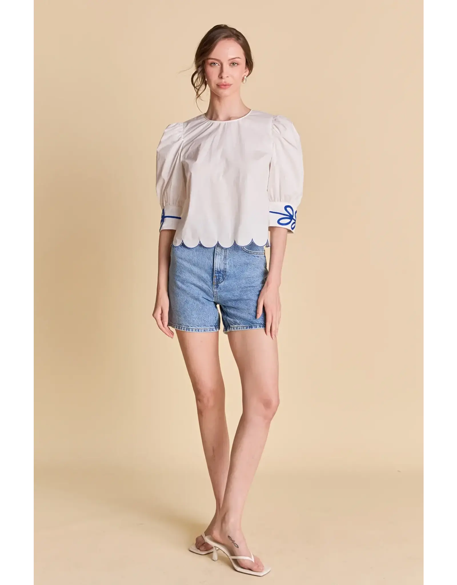 SCALLOP HEM EMBROIDERED TOP
