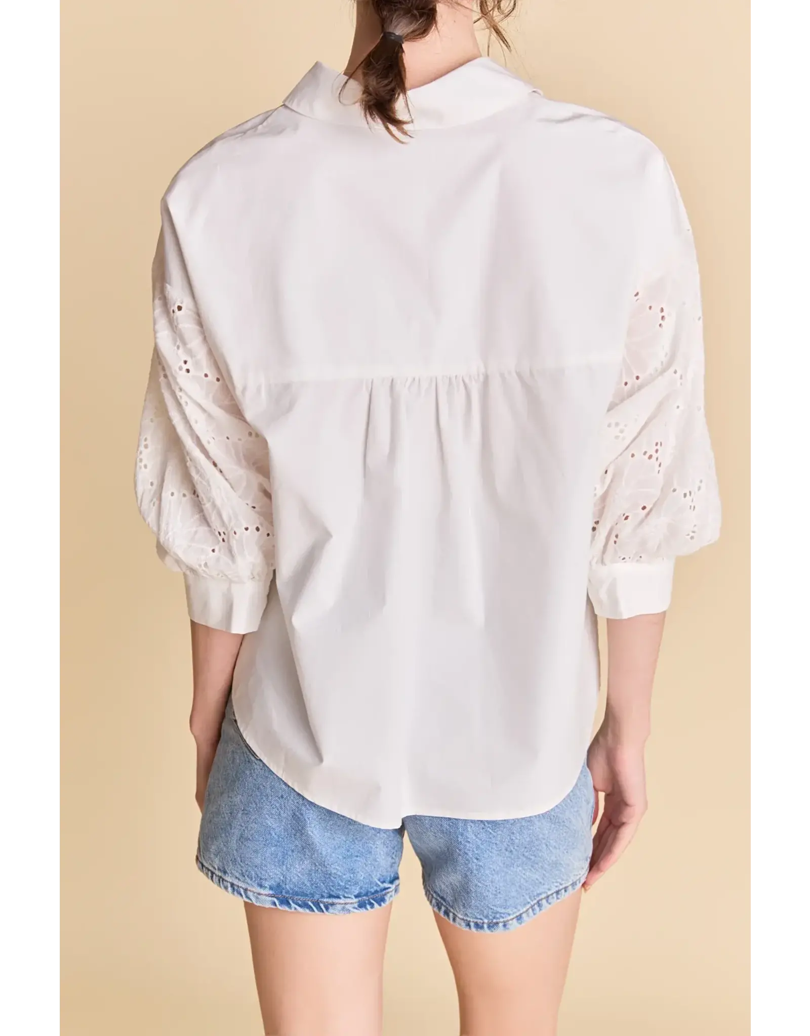 BALLON SLEEVE W/LACE DETAIL BLOUSE