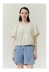 SIDE RIBBON TIE VNECK TOP