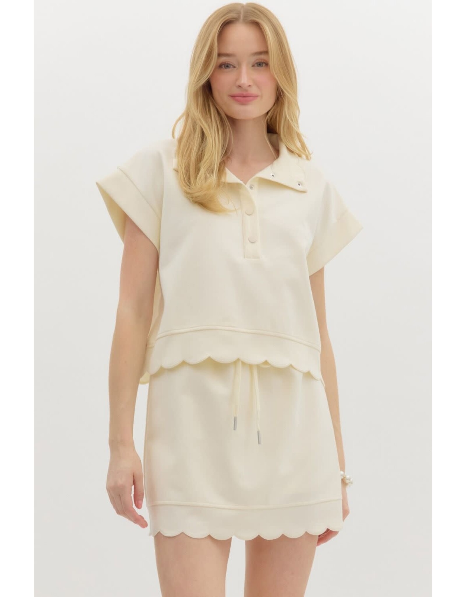 ENTRO ATHLEISURE SCALLOP TOP
