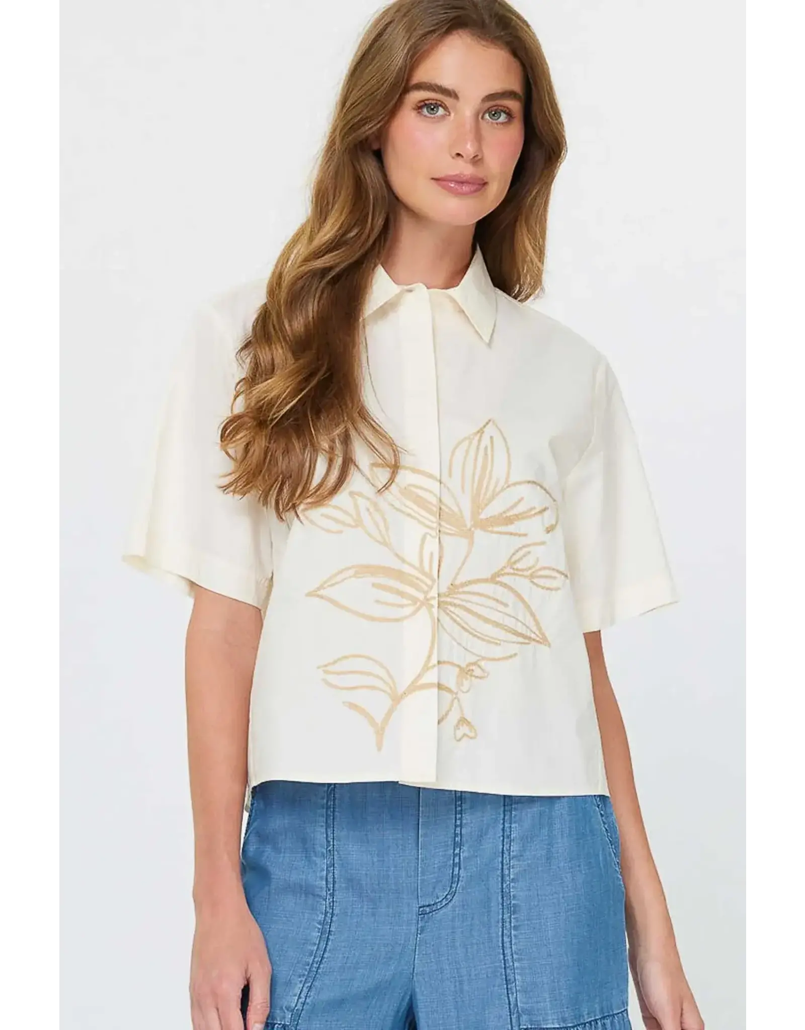 SSLV BUTTON DOWN W/EMB MOTIF
