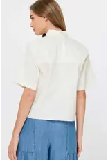 SSLV BUTTON DOWN W/EMB MOTIF
