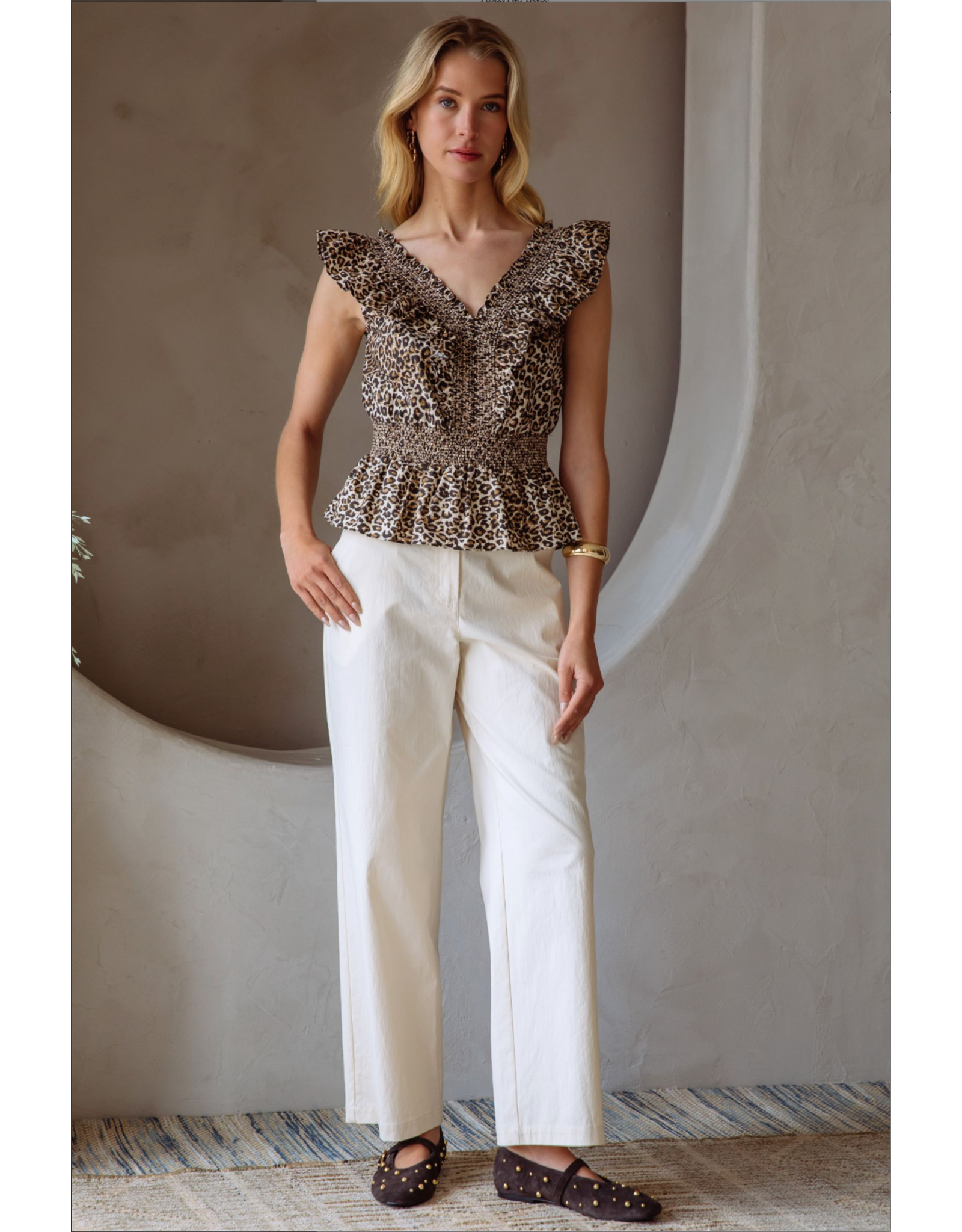SMOCKED SLVLESS TANK STYLE TOP