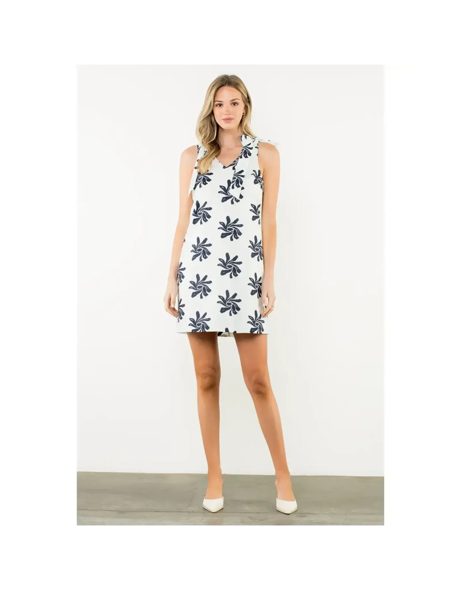 TIE STRAP VNECK PRINT DRESS