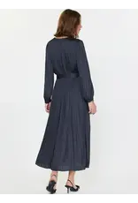 ROUND NECK SILKY PLEATED MIDI DRESS