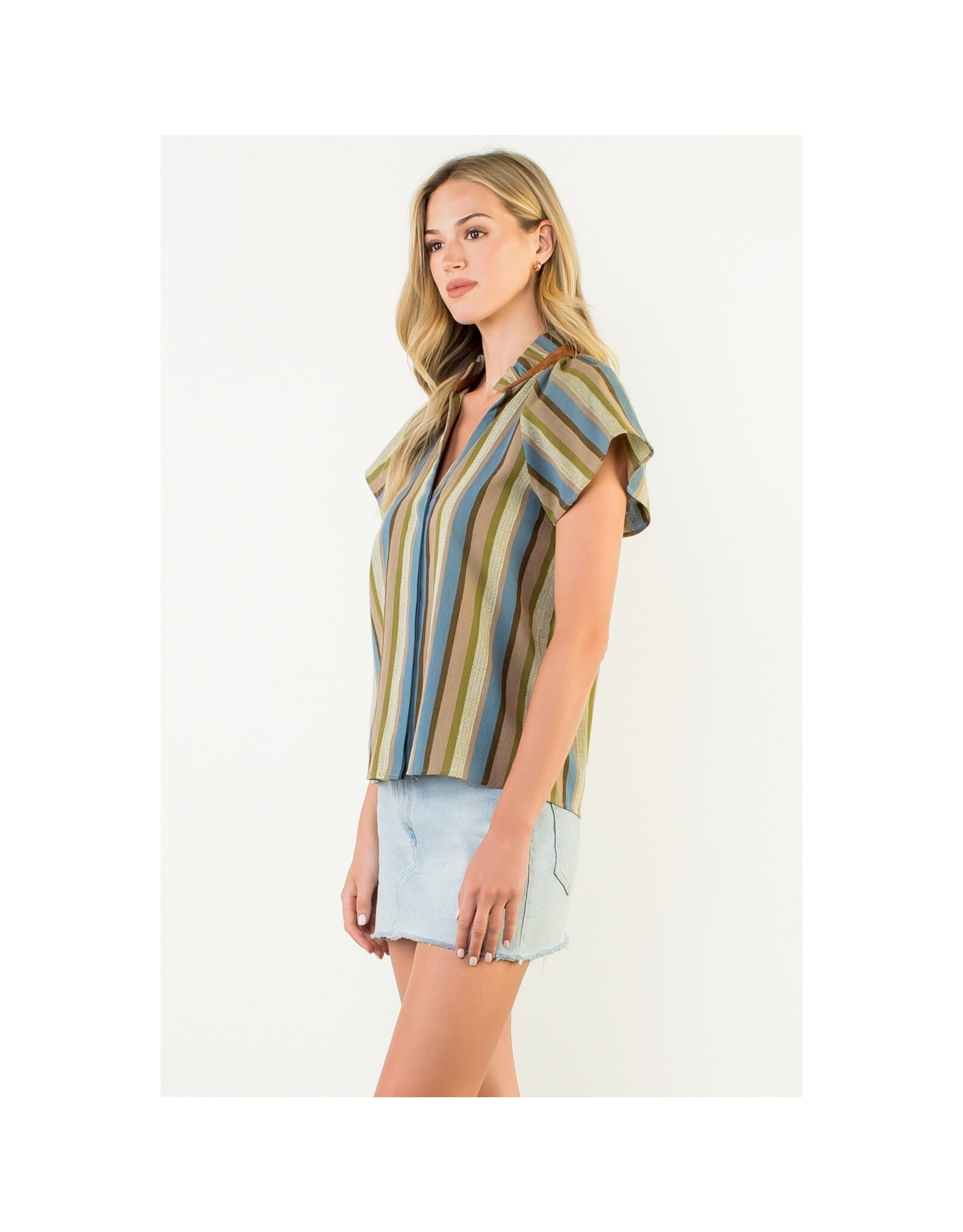 STRIPE V NECK TOP