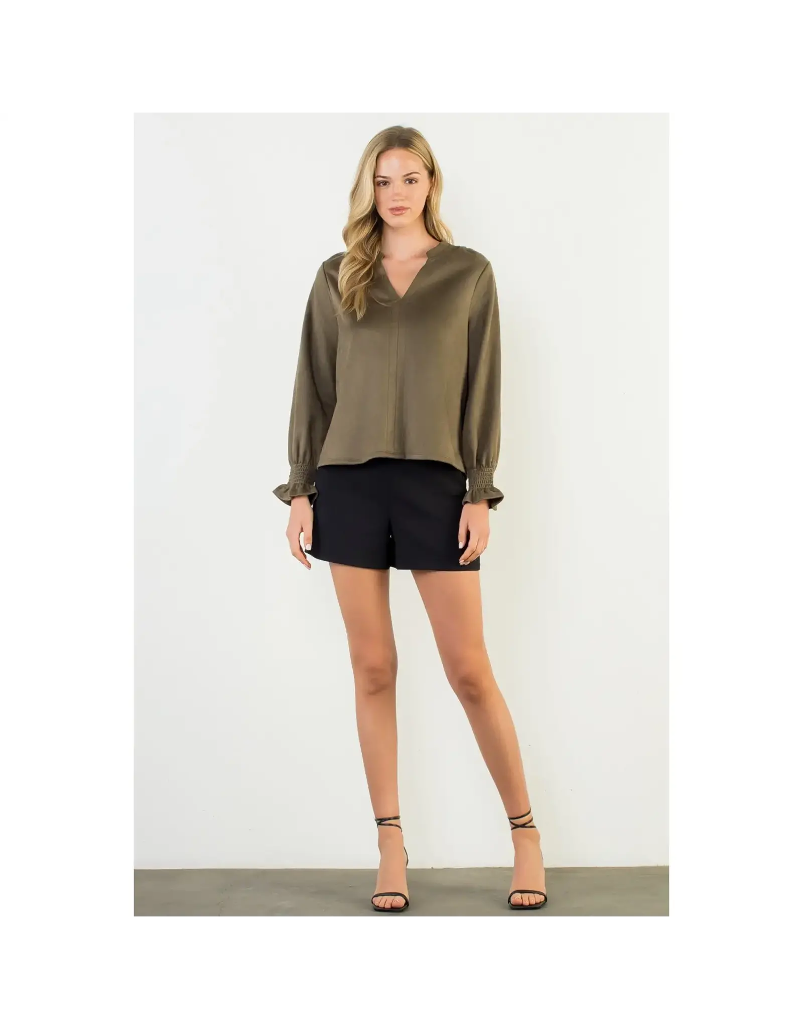 LSLV VNECK SUEDE TOP
